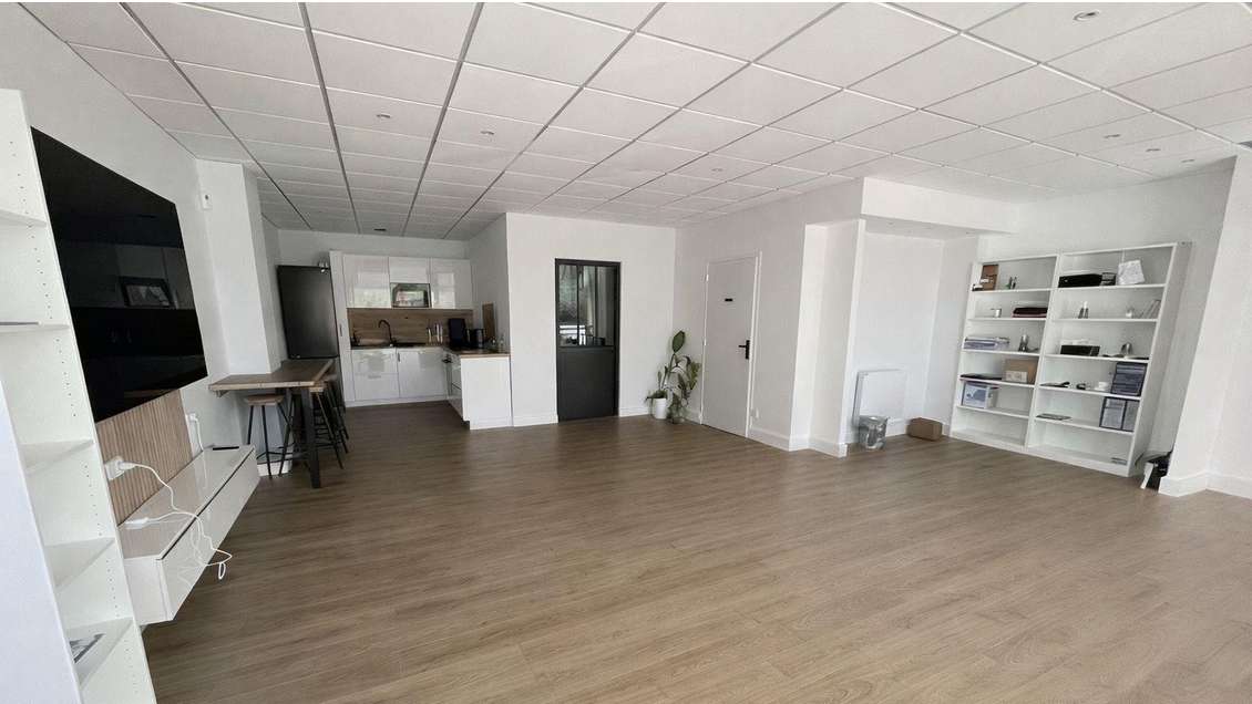 Vente local professionnel 63m² Chanceaux/Choisille