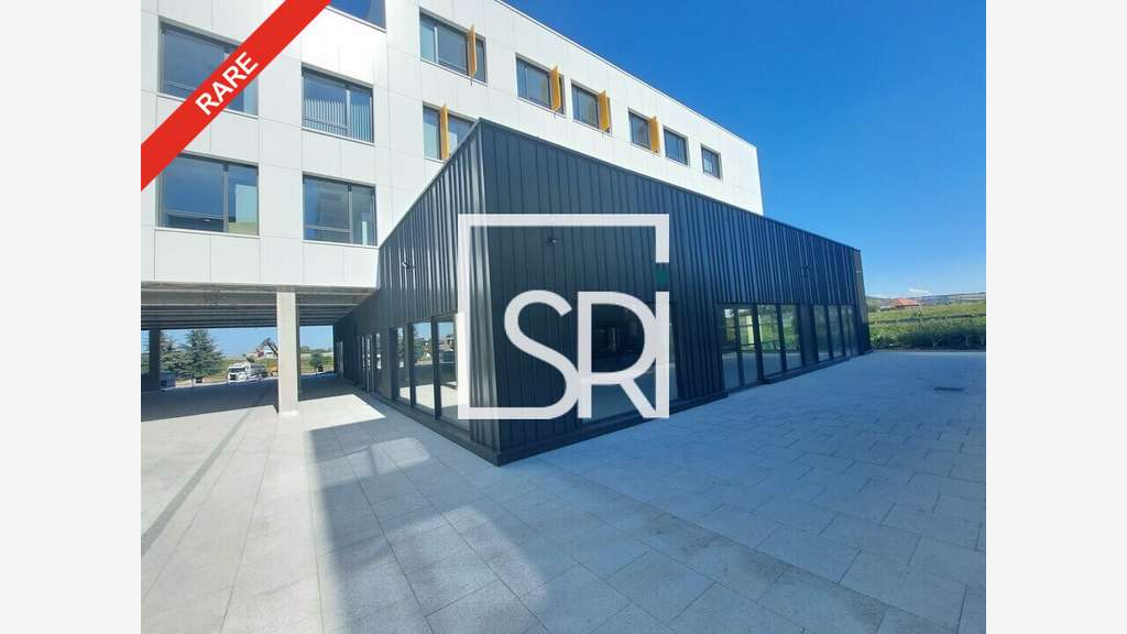 Local 283m² à vendre à Clermont Ferrand La Pardieu