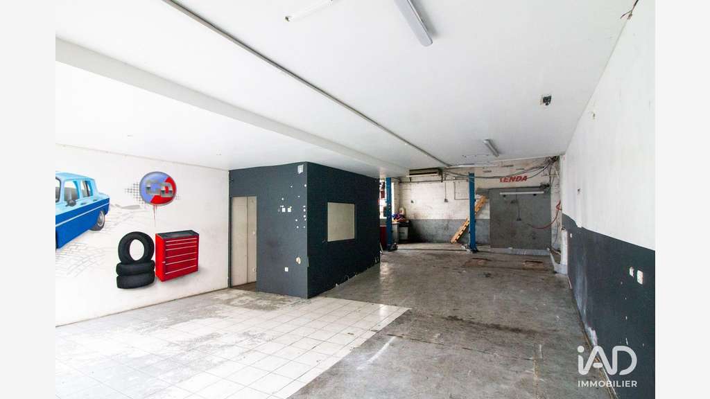 AV local commercial 110m² Clermont-Ferrand Bughes 