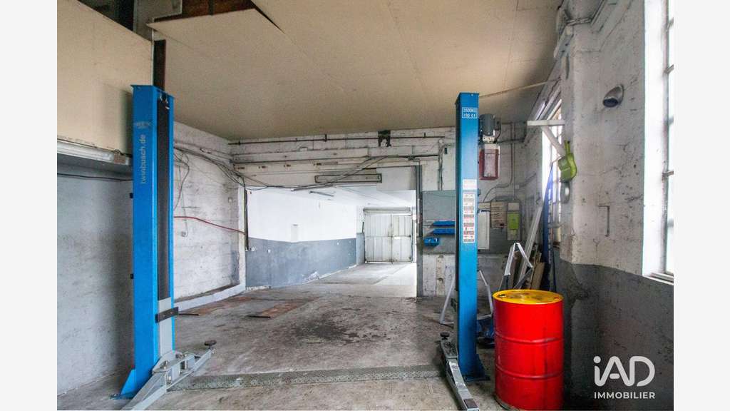 AV local commercial 110m² Clermont-Ferrand Bughes 
