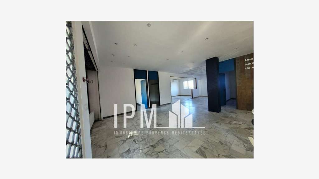 Vente local commercial bureaux de 173m² à Toulon