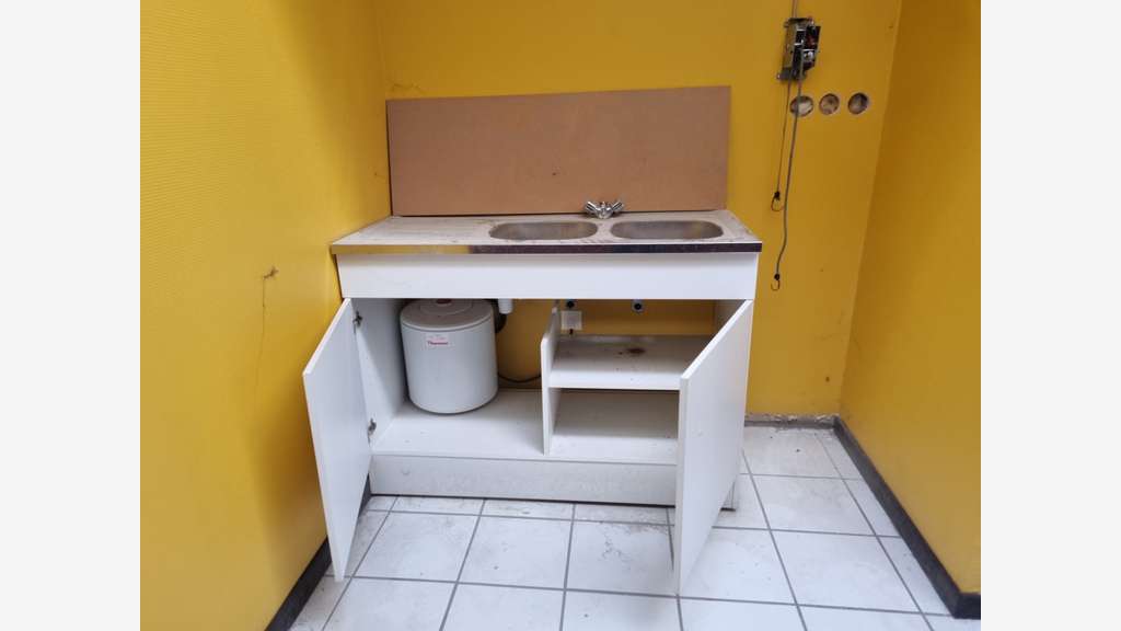 Vente local commercial 300m² RDC à Digne-les-Bains