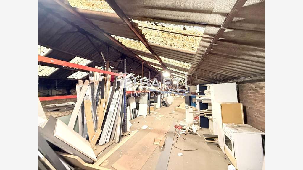 A vendre surface commerciale 1 000m² à Dunkerque