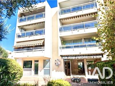 Vente local commercial 35m² à Grasse Saint Claude