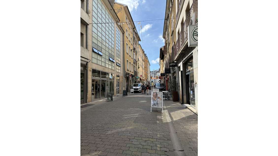Vente très belle boutique 41m² à Grenoble centre