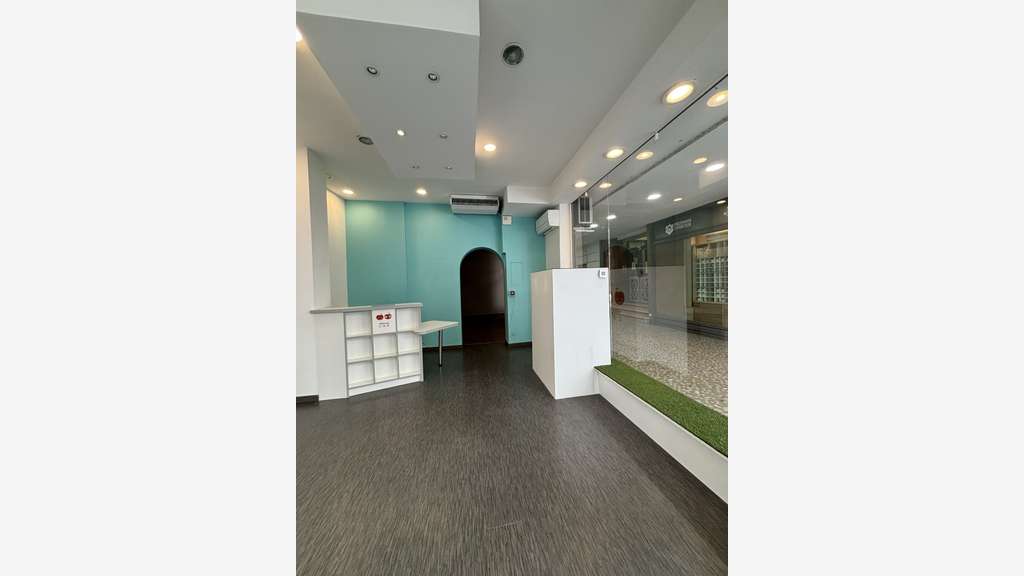 Vente très belle boutique 41m² à Grenoble centre