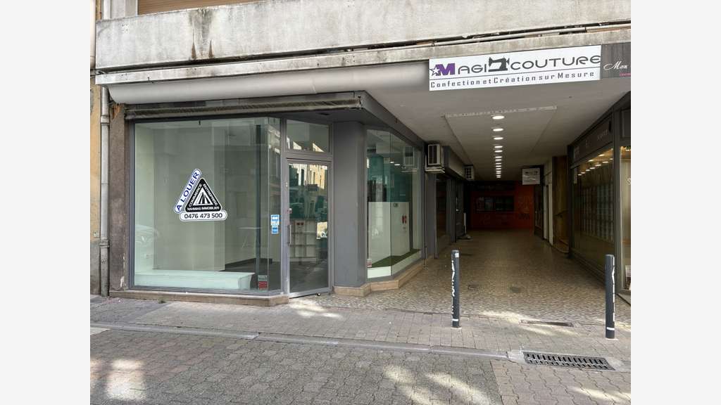 Vente très belle boutique 41m² à Grenoble centre