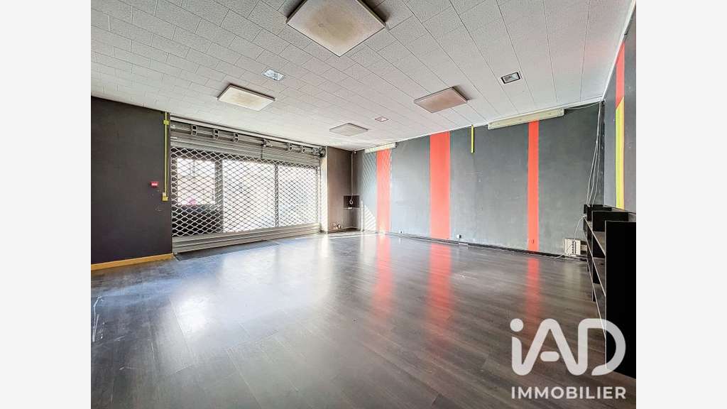 Vente local commercial 145m² à Hauts de Bienne