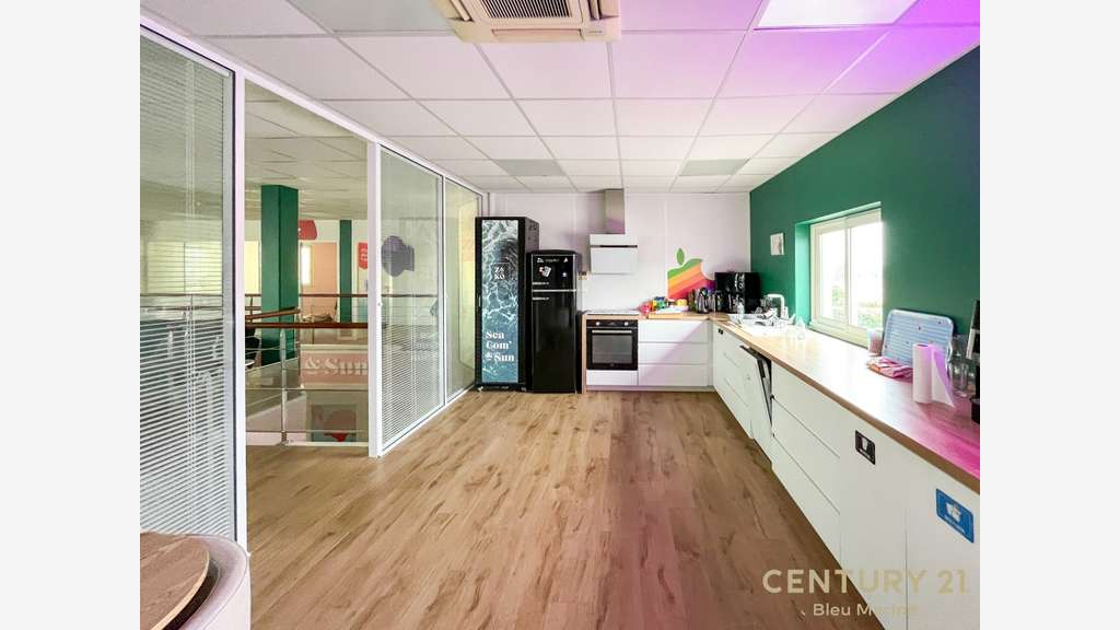 Vente locaux 638m² Les Sables-d'Olonne