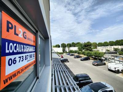 Vente local 345m² en zone commerciale à Manosque