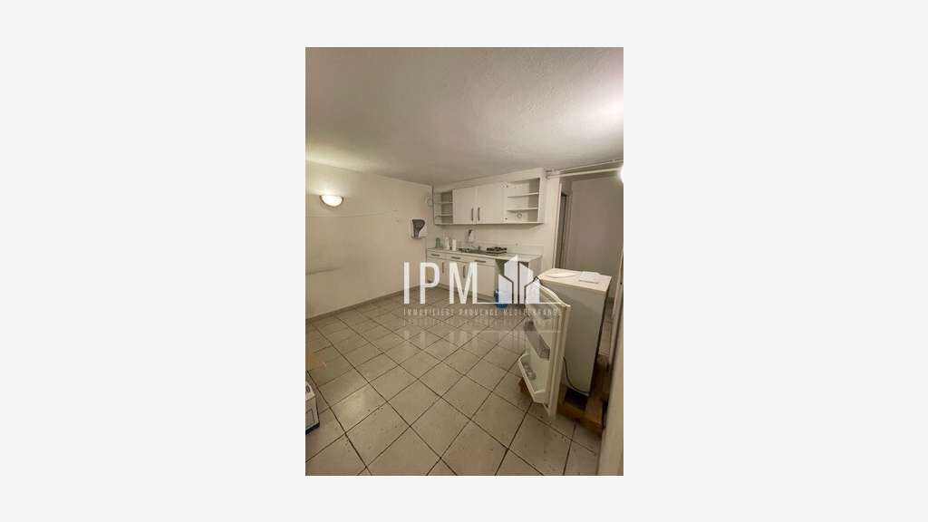 Local commercial à vendre 289m² Marseille 13001