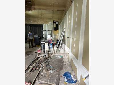 Vente local commercial 120m² à Marseille 13001