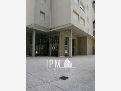 Local à vendre 223m² quartier Arenc Marseille 2e