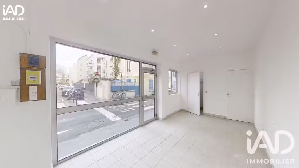Vente murs commerciaux à Courbevoie rue Caron 