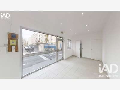Vente murs commerciaux à Courbevoie rue Caron 
