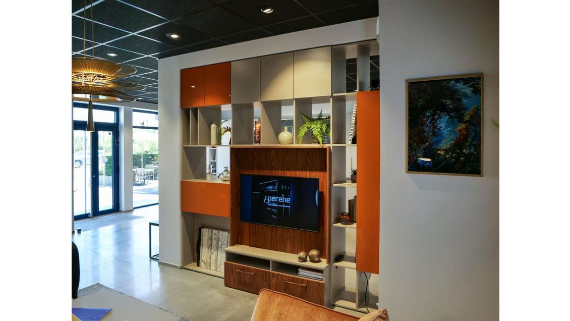 A vendre local rénové 150m² empl premium à à Mâcon