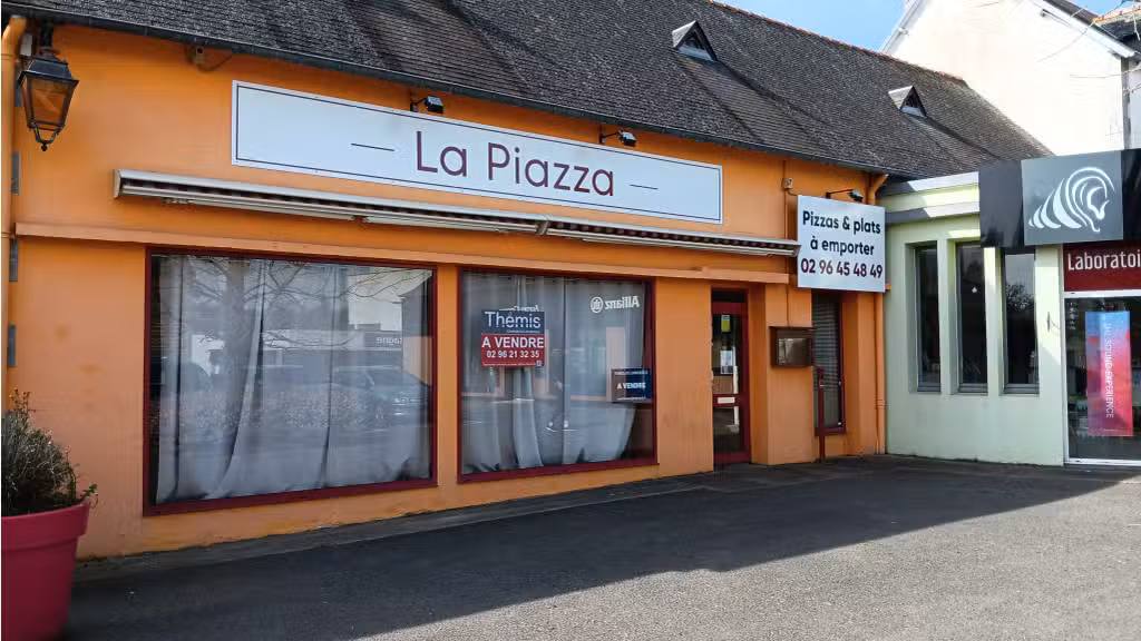 Locaux restaurant à vendre centre ville Bégard