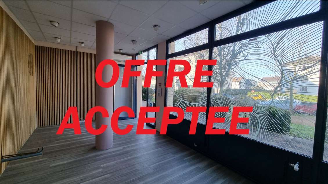 Vente local commercial 77m² centre ville Ambérieu