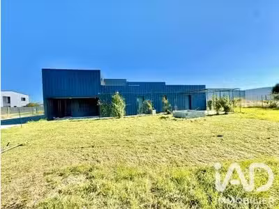 Vente local commercial à Saint-Antoine-du-Rocher