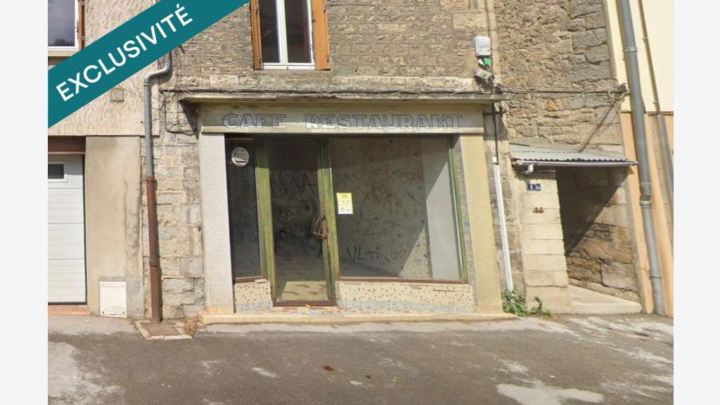 Local commercial 62m² rue Préval à Salins 