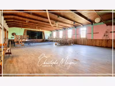 Local 260m² à vendre à Dolving proche Sarrebourg