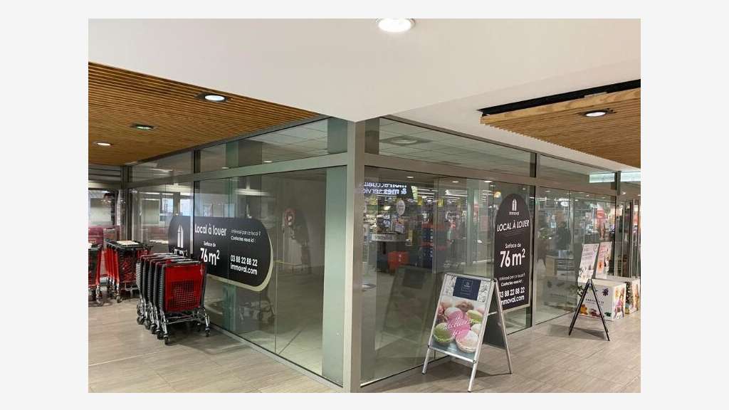AV local commercial 77m² en galerie à Schiltigheim