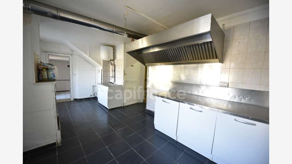 Local commercial 160m² à vendre sur Vernon
