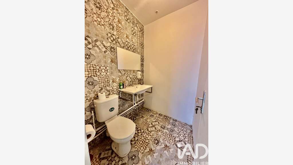 Vente local commercial 60m² à Villemomble