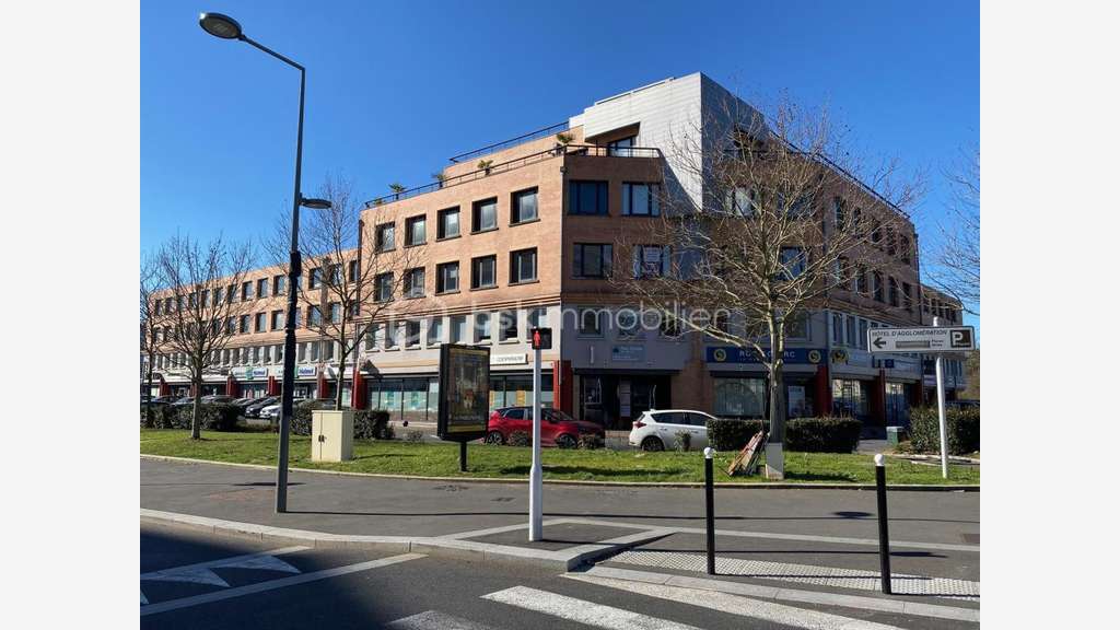 Vente local de bureau à Évry proche N7 - A6