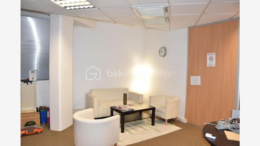 Vente local de bureau à Évry proche N7 - A6