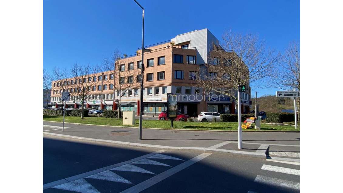 Vente local de bureau à Évry proche N7 - A6