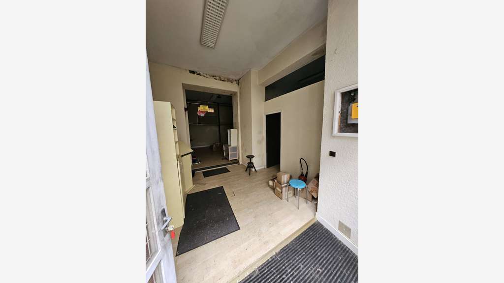 Local lumineux 218m² à vendre à Nantes