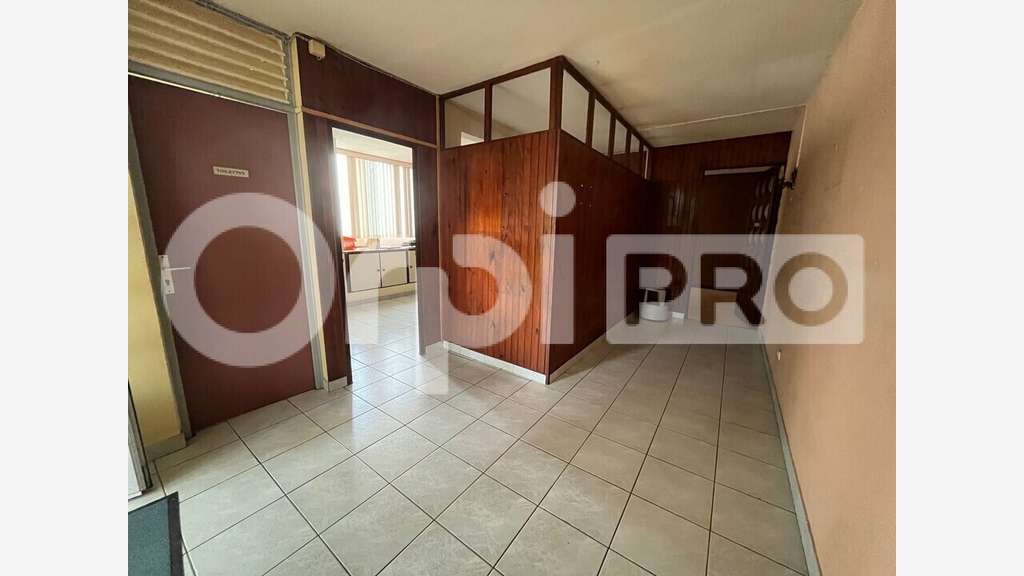 Vente local médical 47m² à Fort-de-France