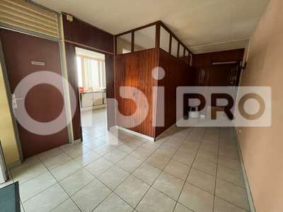 Vente local médical 47m² à Fort-de-France