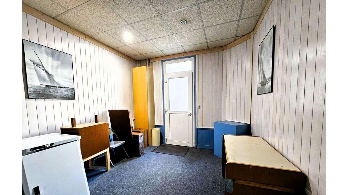 Vente local professionnel 61m² à Cachan