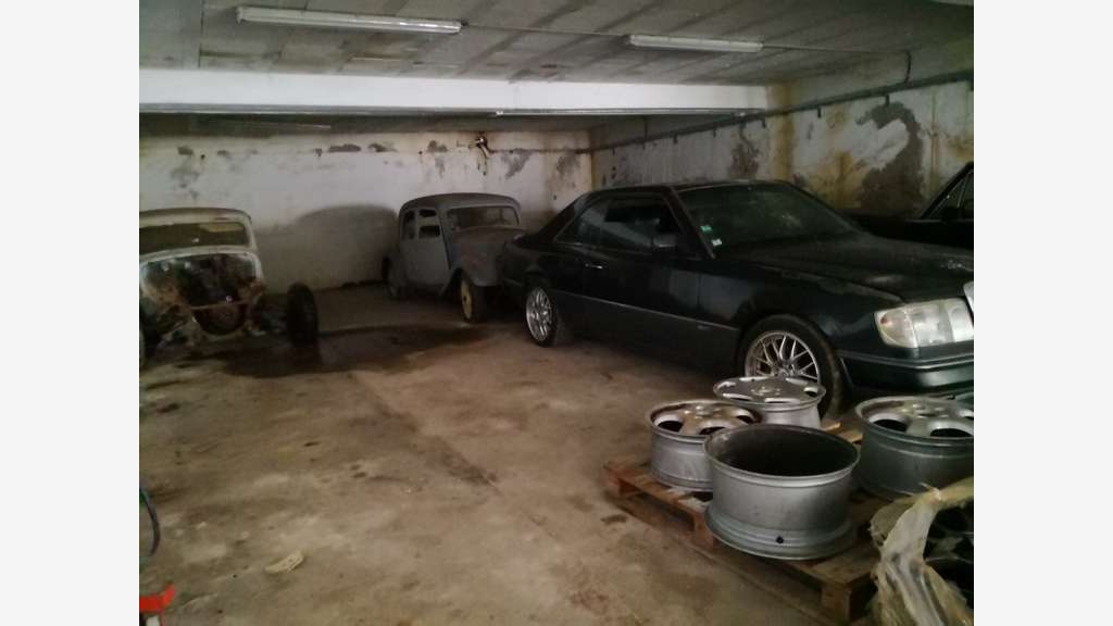Vente local pour stockage 1100m² à Draguignan