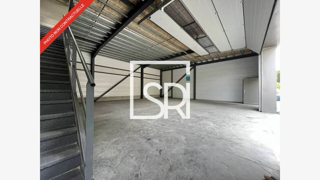 Vente local d'activité divisible 750m² à Issoire