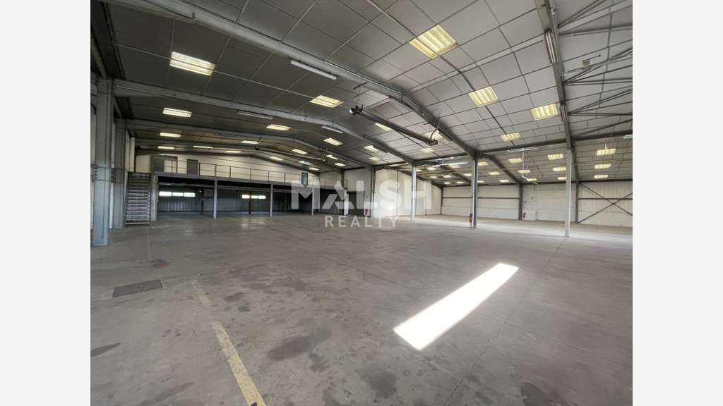 Local d'activités à vendre à Civrieux-d'Azergues