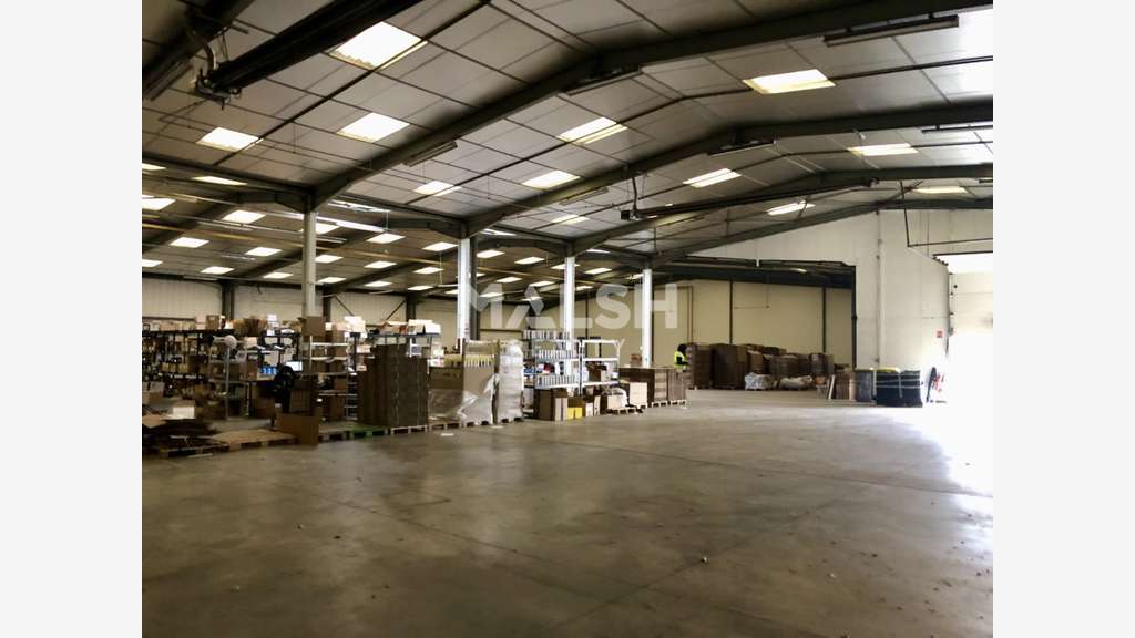 Local d'activités à vendre à Civrieux-d'Azergues