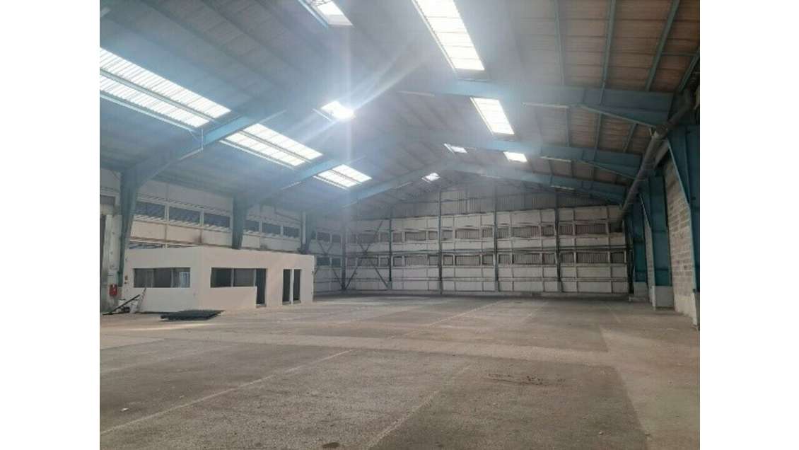 Vente entrepôt et local d'activité 8876m² Hendaye