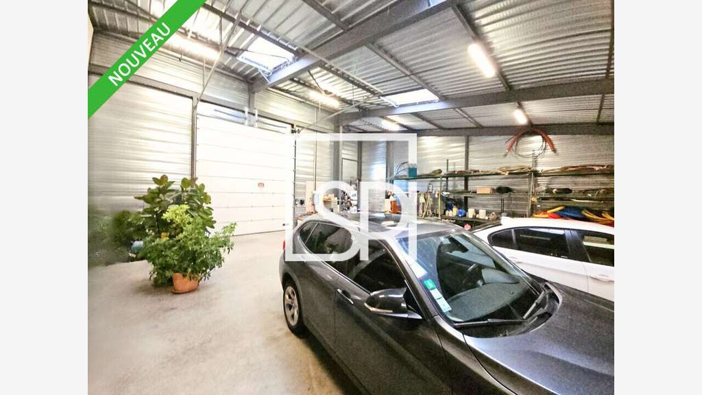 Locaux d'activités bureaux 756m² à vendre Lempdes