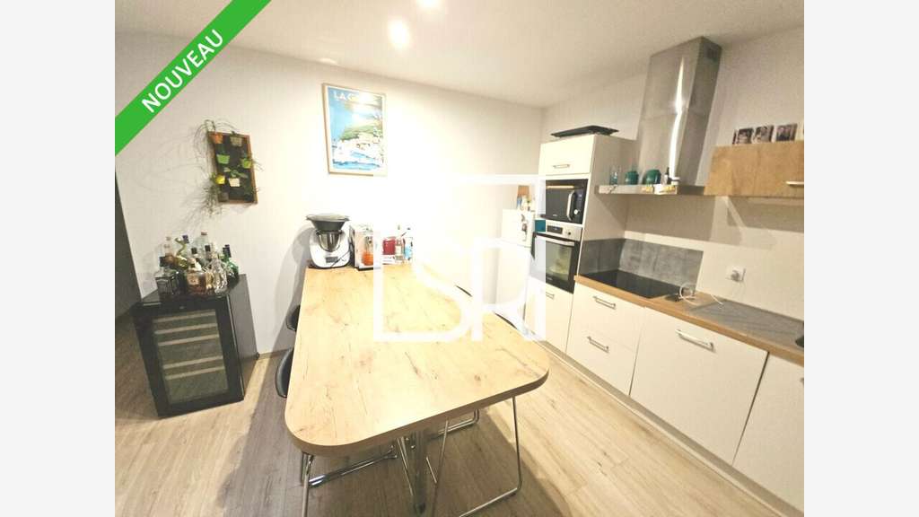 Locaux d'activités bureaux 756m² à vendre Lempdes
