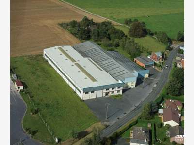 AV local Industriel 5314m² à Montigny-en-Cambrai