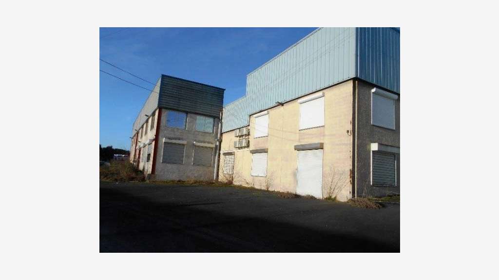 AV local Industriel 5314m² à Montigny-en-Cambrai