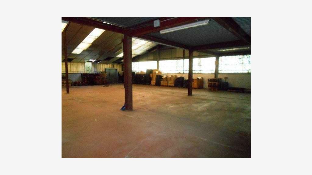 AV local Industriel 5314m² à Montigny-en-Cambrai