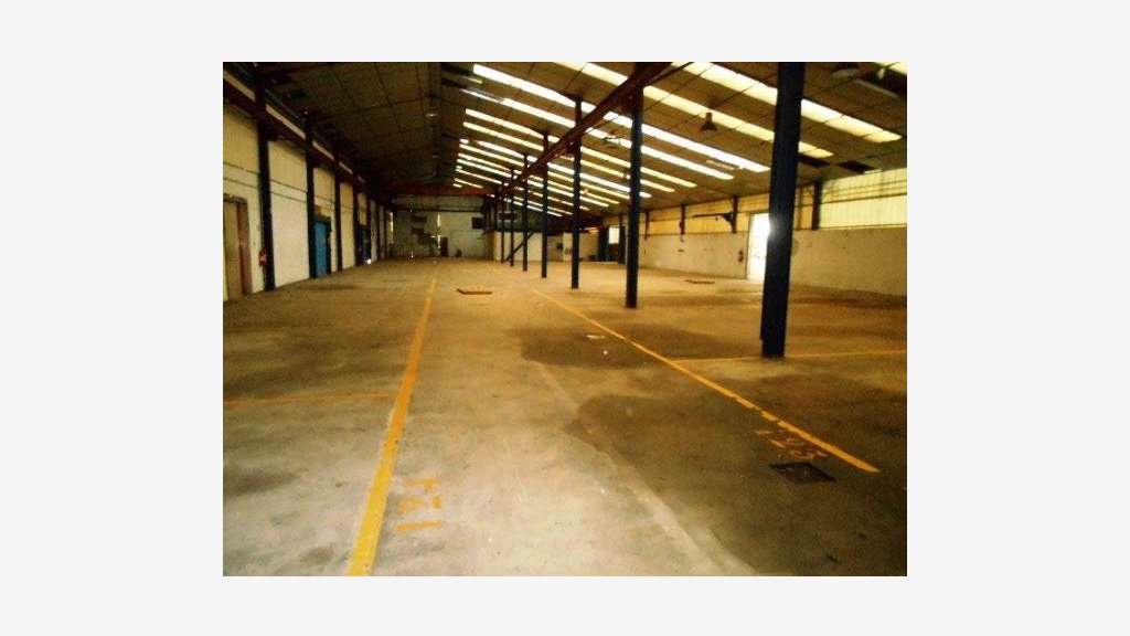 AV local Industriel 5314m² à Montigny-en-Cambrai