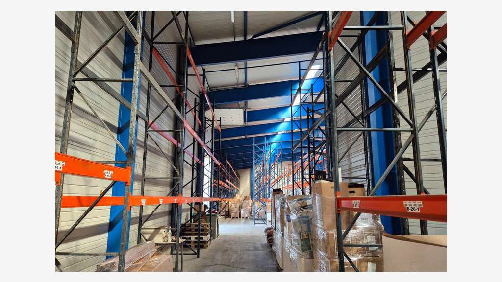 Local d'activité de 3200m² à vendre Perpignan Nord