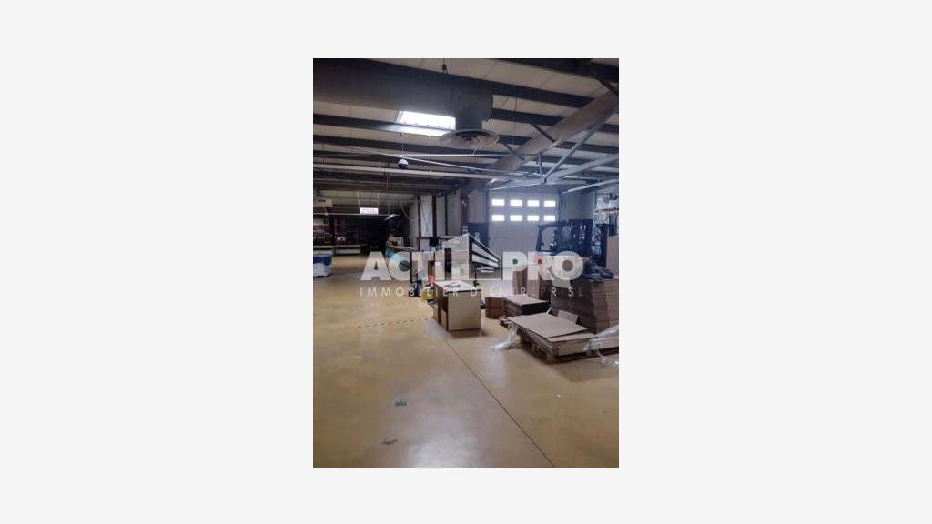 Vente locaux d'activité 1940m² sur Perpignan