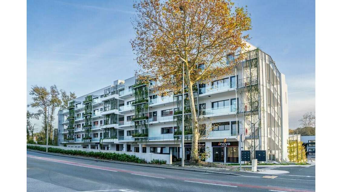 Vente local 211m² R+4 neuf à Anglet Maignon