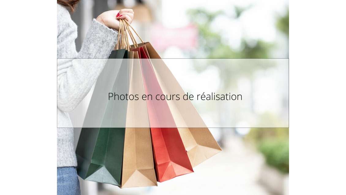 Vente local loué de 300m² en zc de Bressuire